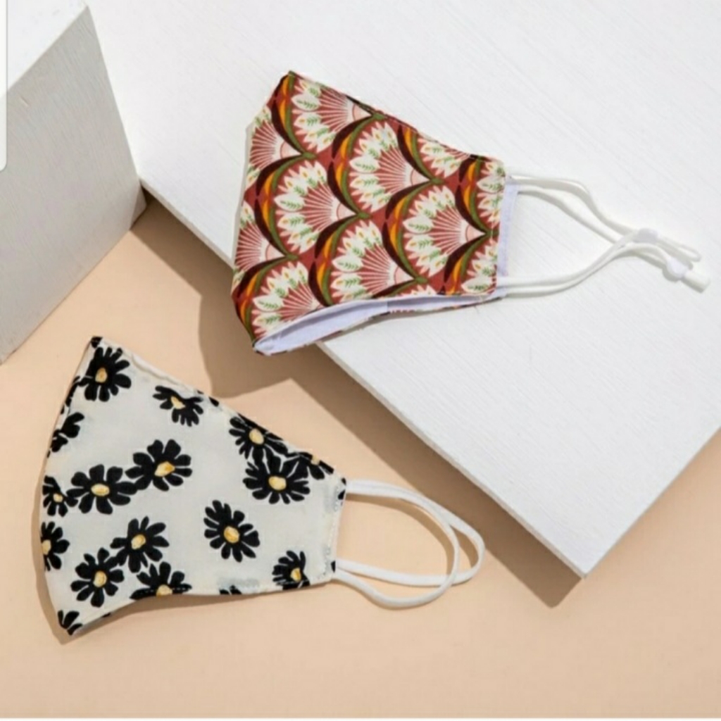 Daisy Pattern Face Mask